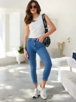 Jeansy^Royalfashion Bawełniane jeansy damskie zwężane