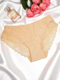 Figi|Brazyliany^Royalfashion Bawełniane majtki damskie bawełniane typu figi z koronką Pure Lace beżowy