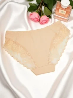 Figi|Brazyliany^Royalfashion Bawełniane majtki damskie bawełniane typu figi z koronką Pure Lace beżowy