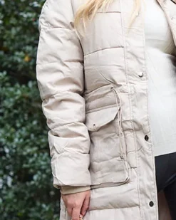 Kurtki / Marynarki / Płaszcze^Royalfashion Beżowa damska długa kurtka zimowa z syntetycznym ociepleniem beżowy
