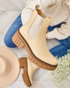 Botki Z Delikatnym Ociepleniem|Botki Na Płaskim Obcasie^Royalfashion Beżowe botki damskie na masywnej podeszwie Eferope beżowy