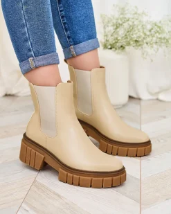 Botki Z Delikatnym Ociepleniem|Botki Na Płaskim Obcasie^Royalfashion Beżowe botki damskie na masywnej podeszwie Eferope beżowy