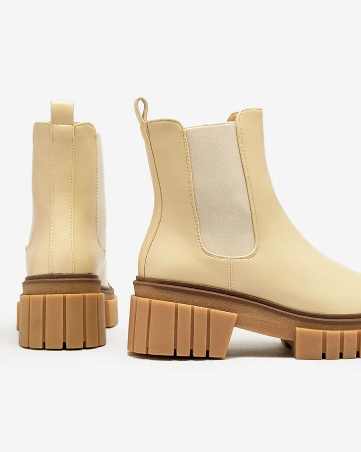 Botki Z Delikatnym Ociepleniem|Botki Na Płaskim Obcasie^Royalfashion Beżowe botki damskie na masywnej podeszwie Eferope beżowy