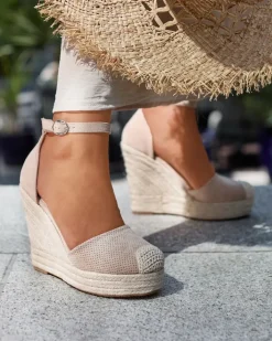 Sandały Na Koturnie^Royalfashion Beżowe damskie sandały na koturnie Meylasi beżowy