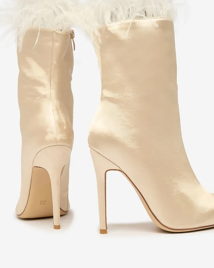 Szpilki|Botki Bez Ocieplenia^Royalfashion Beżowe damskie botki z piórkami Wenelika beżowy