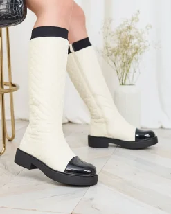 Kozaki Na Płaskim Obcasie|Kozaki Z Ociepleniem^Royalfashion Beżowe damskie kozaki pikowane Ataeb beżowy