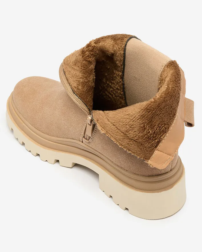 Botki Z Delikatnym Ociepleniem|Botki Na Płaskim Obcasie^Royalfashion Beżowe damskie botki z ozdobnym paskiem Doasa beżowy