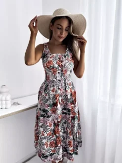 Sukienki Letnie|Sukienki Długie^Royalfashion Biała sukienka damska za kolano z motywem roślinnym biały