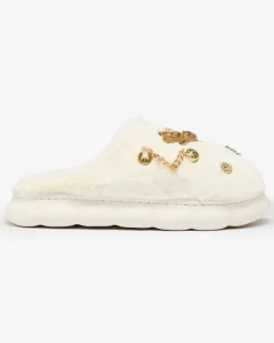 Kapcie^Royalfashion Białe damskie futrzane kapcie z ozdobami Erserra biały