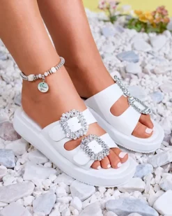 Klapki Basenowe|Klapki Płaskie^Royalfashion Białe klapki damskie z kryształkami Azazel biały