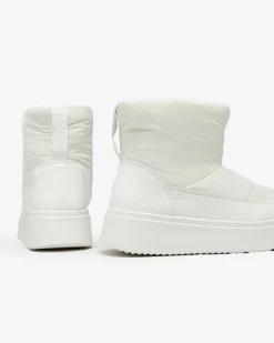Śniegowce|Botki Z Grubym Ociepleniem^Royalfashion Białe wsuwane śniegowce damskie Maderta biały