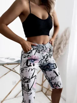 Spodenki 3/4|Krótkie Spodenki^Royalfashion Biało- niebieskie spodenki damskie 3/4 z printem biały