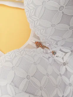 Codzienne^Royalfashion Biustonosz damski usztywniany z koronką biały