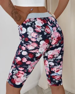 Spodenki 3/4|Krótkie Spodenki^Royalfashion Bordowe damskie spodenki 3/4 z kwiatowym wzorem Granatowy