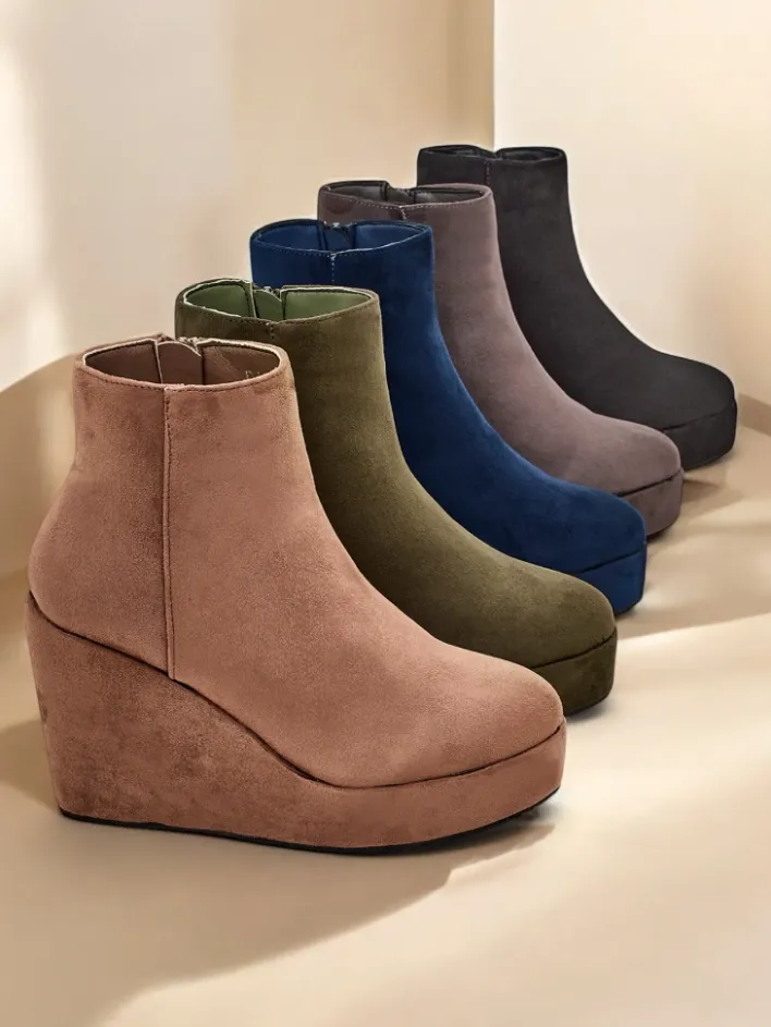 Botki Z Delikatnym Ociepleniem|Botki Na Koturnie^Royalfashion Botki damskie na koturnie Sieffa czarny