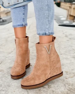 Botki Z Delikatnym Ociepleniem|Botki Na Koturnie^Royalfashion Botki damskie na koturnie Nerias jasny brązowy