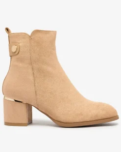 Botki Z Delikatnym Ociepleniem|Botki Na Słupku^Royalfashion Botki damskie na niskim słupku w kolorze jasnobrązowym Dogdas jasny brązowy