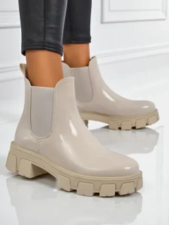 Botki Bez Ocieplenia|Botki Na Słupku^Royalfashion Botki na masywnej podeszwie z eko skóry lakierowanej Calista Weide beżowy