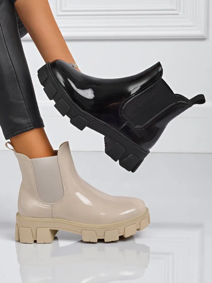 Botki Bez Ocieplenia|Botki Na Słupku^Royalfashion Botki na masywnej podeszwie z eko skóry lakierowanej Calista Weide beżowy