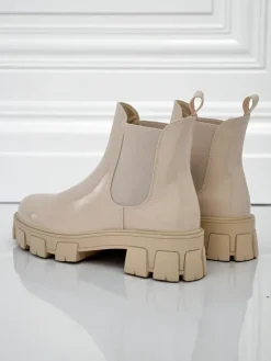 Botki Bez Ocieplenia|Botki Na Słupku^Royalfashion Botki na masywnej podeszwie z eko skóry lakierowanej Calista Weide beżowy