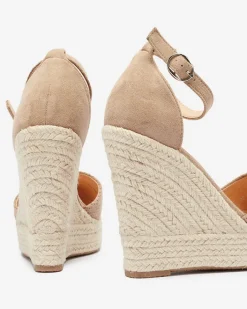 Sandały Na Koturnie^Royalfashion Brązowe damskie sandały na koturnie Meylasi brązowy