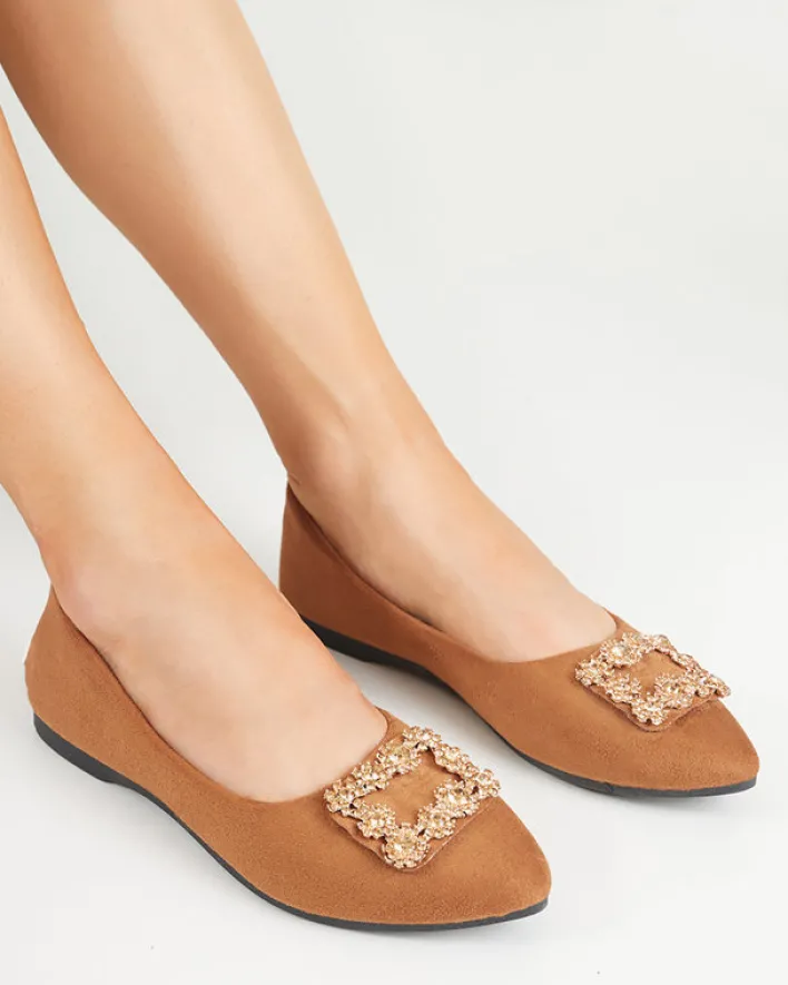 Baleriny Klasyczne^Royalfashion Brązowe damskie eko-zamszowe balerinki z ozdobą Linselisa brązowy