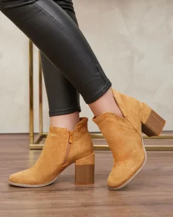 Botki Z Delikatnym Ociepleniem|Botki Na Słupku^Royalfashion Camelowe damskie botki na słupku Ricteas brązowy