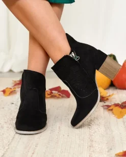 Botki Bez Ocieplenia|Botki Na Płaskim Obcasie^Royalfashion Czarne damskie botki na słupku i z wycięciem Neafla czarny