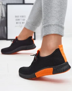 Bieganie, Ćwiczenia I Trening^Royalfashion Czarne damskie buty sportowe z pomarańzowymi wstawkami Keteti pomarańczowy