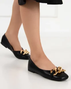 Baleriny Klasyczne^Royalfashion Czarne damskie eko-skórzane balerinki ze złotą ozdobą Gassi czarny