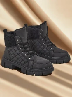 Trapery|Botki Z Delikatnym Ociepleniem^Royalfashion Czarne damskie ocieplane botki typu trapery Hogenaf czarny