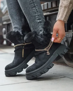 Botki Z Delikatnym Ociepleniem|Botki Na Płaskim Obcasie^Royalfashion Czarne damskie eko-zamszowe botki z łańcuszkiem Videric czarny