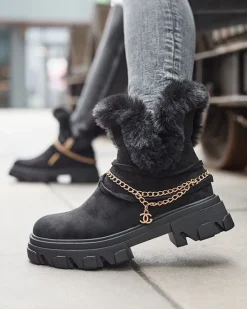 Botki Z Delikatnym Ociepleniem|Botki Na Płaskim Obcasie^Royalfashion Czarne damskie eko-zamszowe botki z łańcuszkiem Videric czarny