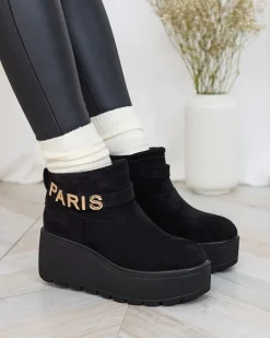 Śniegowce^Royalfashion Czarne damskie buty a'la śniegowce z ozdobą Parisela czarny