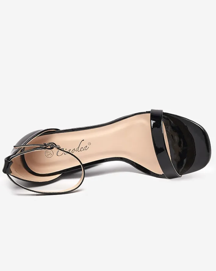 Buty Na Wielkie Wyjście|Sandały Na Słupku^Royalfashion Czarne damskie sandały na słupku Whopso czarny