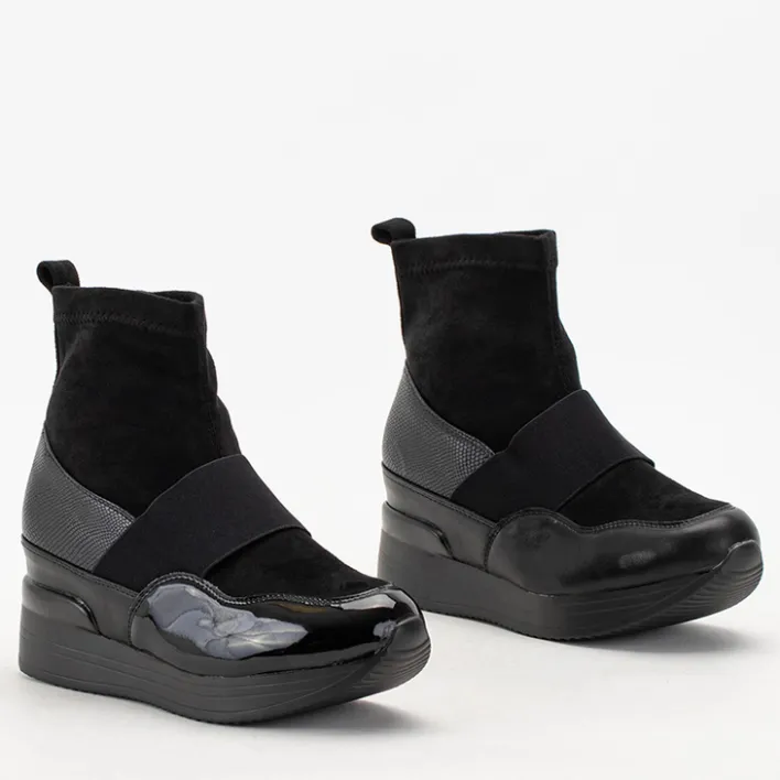 Botki Z Delikatnym Ociepleniem|Botki Na Koturnie^Royalfashion Czarne damskie wsuwane botki z tłoczeniem Keleda czarny