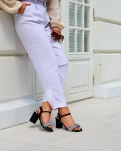 Buty Na Wielkie Wyjście|Sandały Na Słupku^Royalfashion Czarne damskie sandałki na słupku z cyrkoniami Triesta czarny