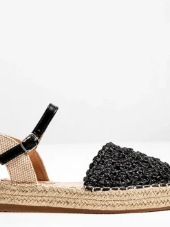 Espadryle Płaskie^Royalfashion Czarne damskie espadryle z ażurową cholewką Triumf czarny