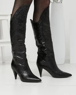 Kozaki Z Ociepleniem|Kozaki Do Kolana^Royalfashion Czarne damskie kozaki na szpilce z tłoczeniem Elivea czarny