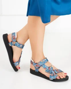 Sandały Płaskie^Royalfashion Czarne sandały damskie z niebieskimi paseczkami w kwiatki Lilien Ecru