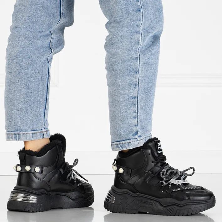 Śniegowce|Ocieplane^Royalfashion Czarne sneakersy z ociepleniem Pommie czarny