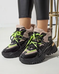 Śniegowce|Ocieplane^Royalfashion Czarne sportowe buty damskie z futerkiem i neonowymi żółtymi sznurówkami Adbo czarny