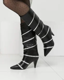 Kozaki Na Obcasie|Kozaki Z Ociepleniem^Royalfashion Czarno- srebrne damskie kozaki na szpilce z tłoczeniem w paski Felifea czarny