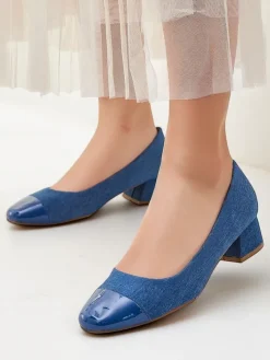 Klasyczne^Royalfashion Czółenka damskie na niskim słupku Penolle Jasnoniebieski