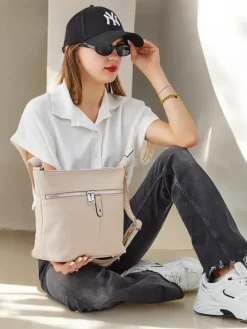 Małe Torebki^Royalfashion Damska torebka mała z eko skóry beżowy