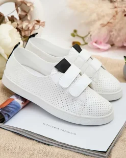 Trampki^Royalfashion Damskie ażurowe tenisówki Raffer biały