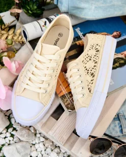 Trampki^Royalfashion Damskie ażurowe trampki Niz beżowy