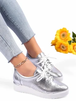Półbuty^Royalfashion Damskie ażurowe półbuty Gofielle srebrny