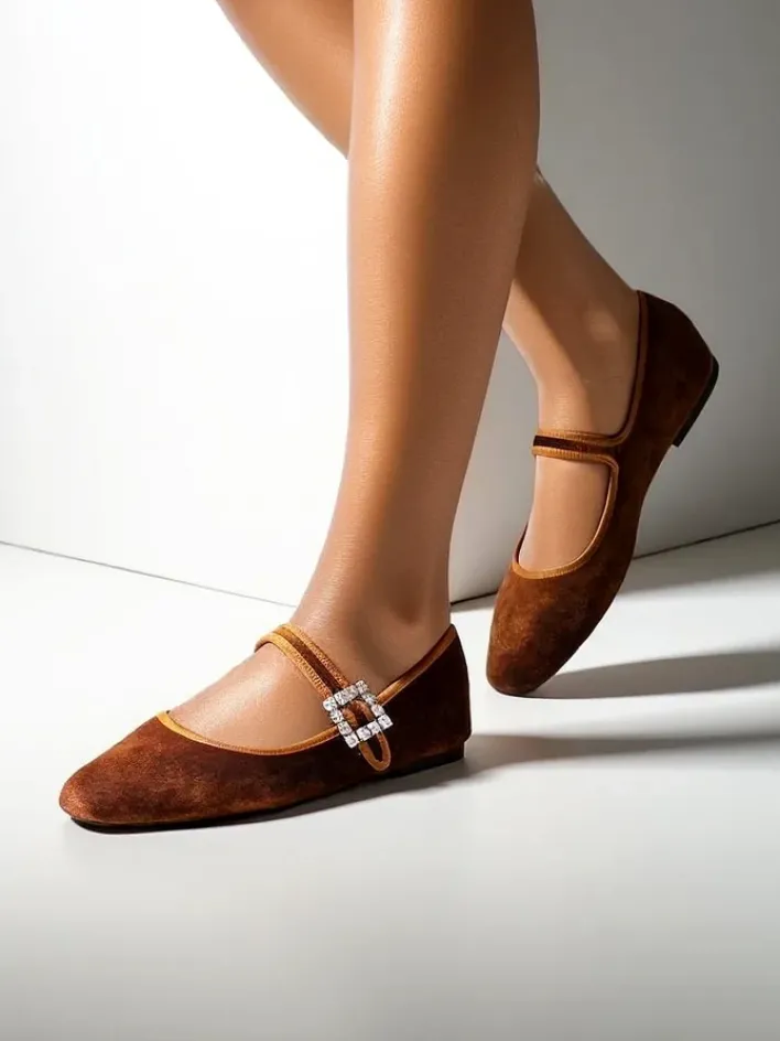 Buty Na Wielkie Wyjście|Baleriny Klasyczne^Royalfashion Damskie baleriny a' la welur z klamerką i paseczkiem Enribes Camel