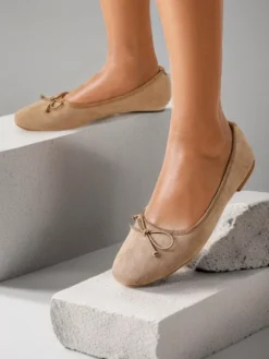 Baleriny Klasyczne^Royalfashion Damskie baleriny z kokardką Zaame jasny brązowy